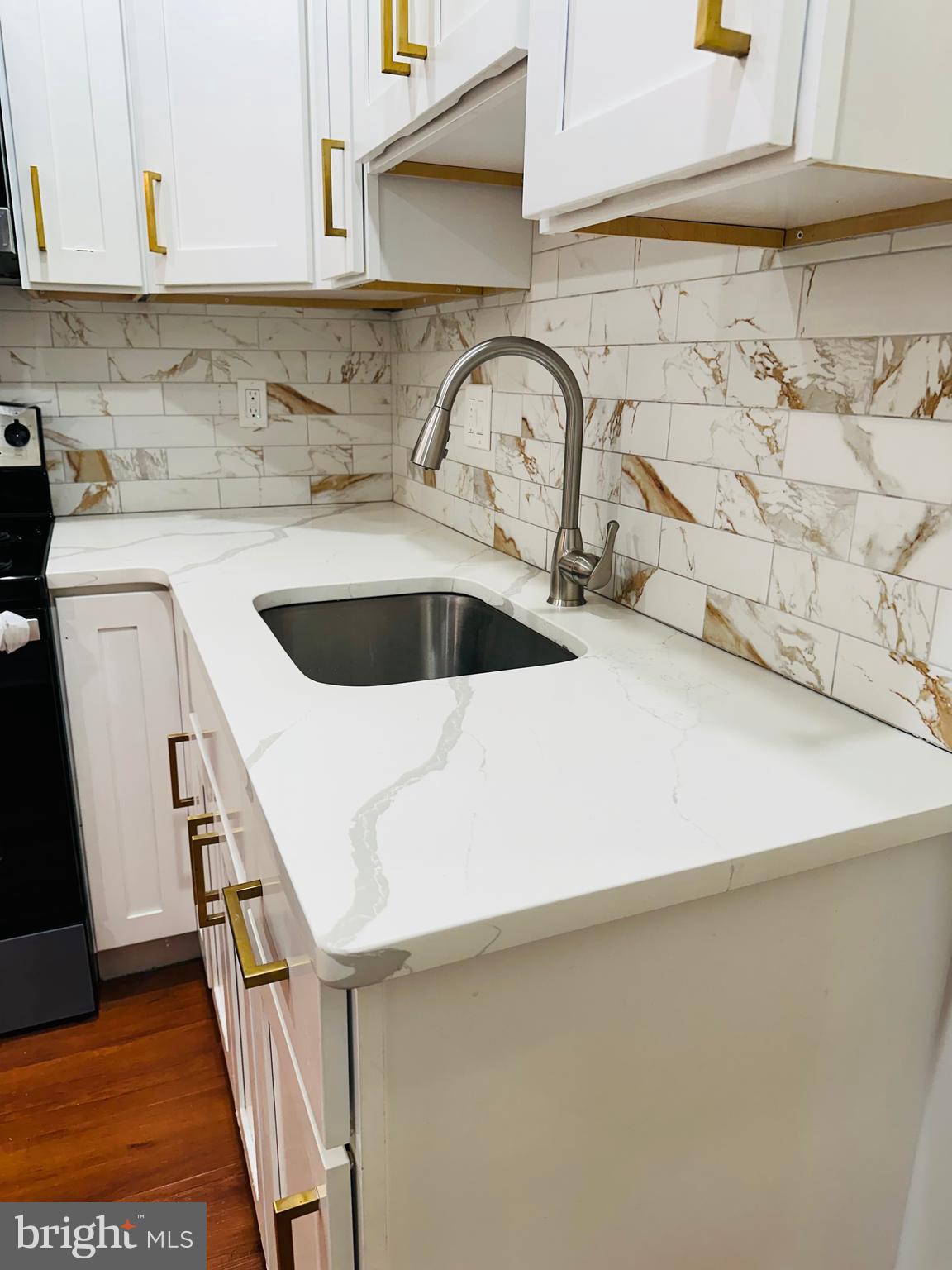 STRAWBERRY MANSION - Residential Lease