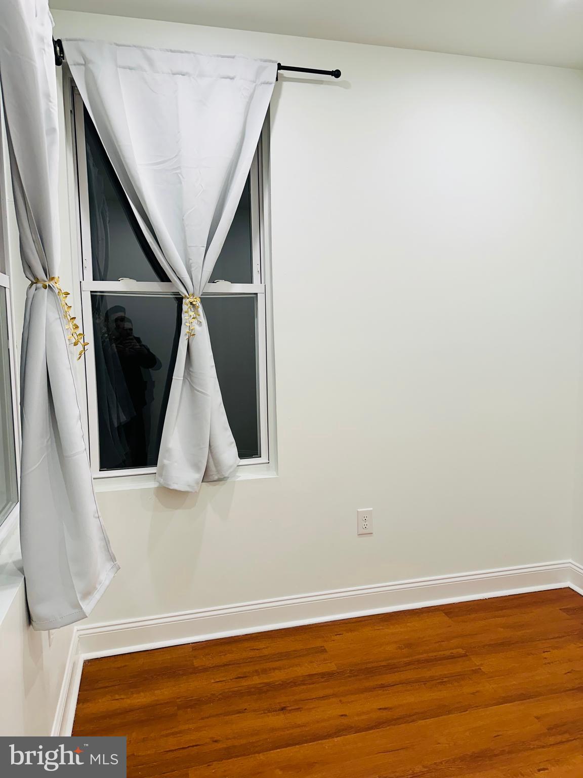 STRAWBERRY MANSION - Residential Lease