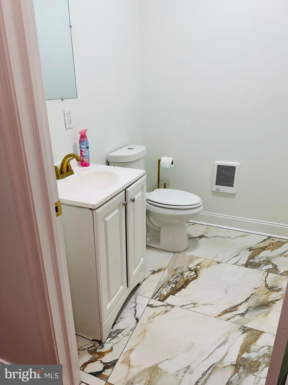 STRAWBERRY MANSION - Residential Lease