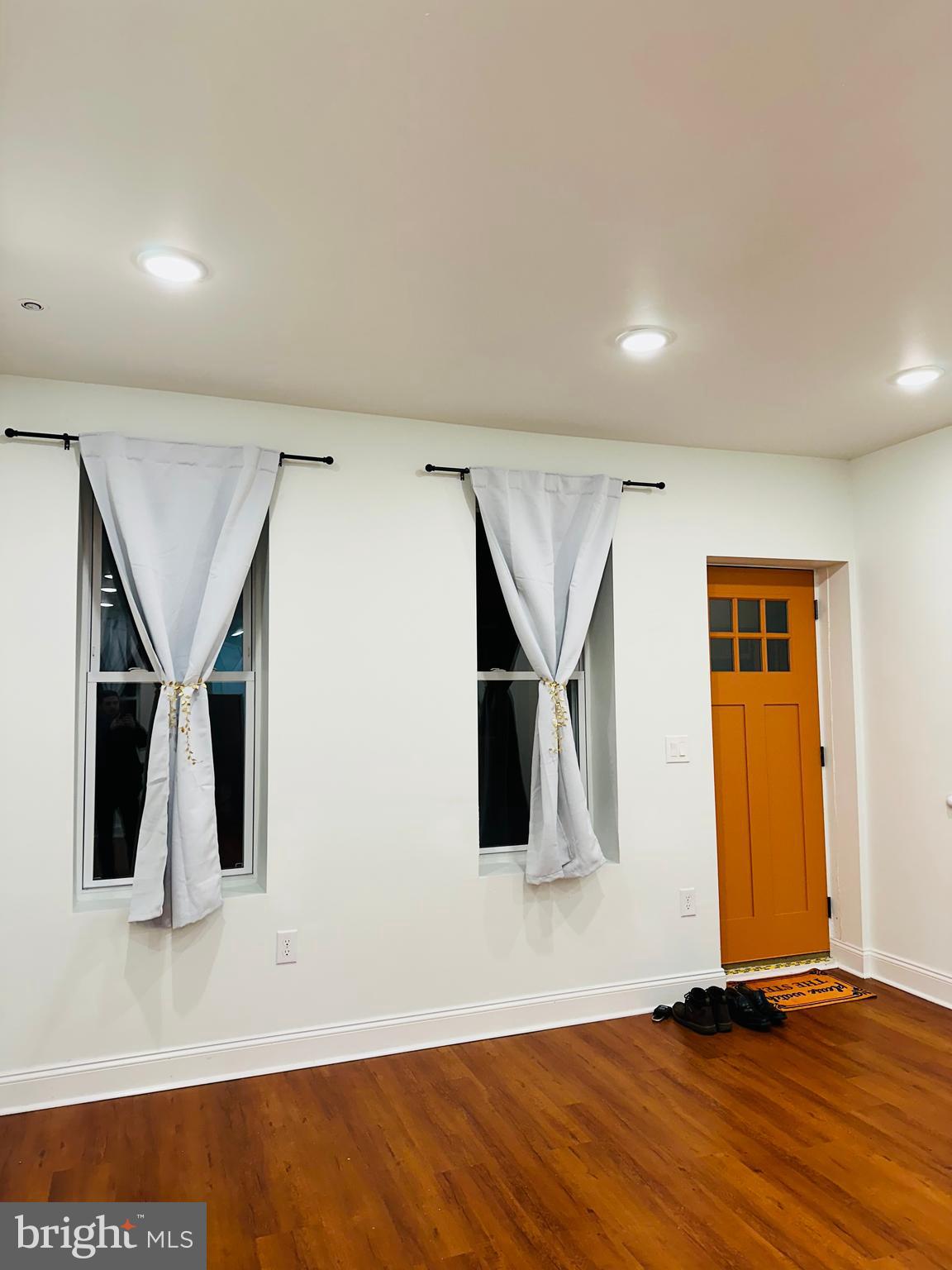 STRAWBERRY MANSION - Residential Lease
