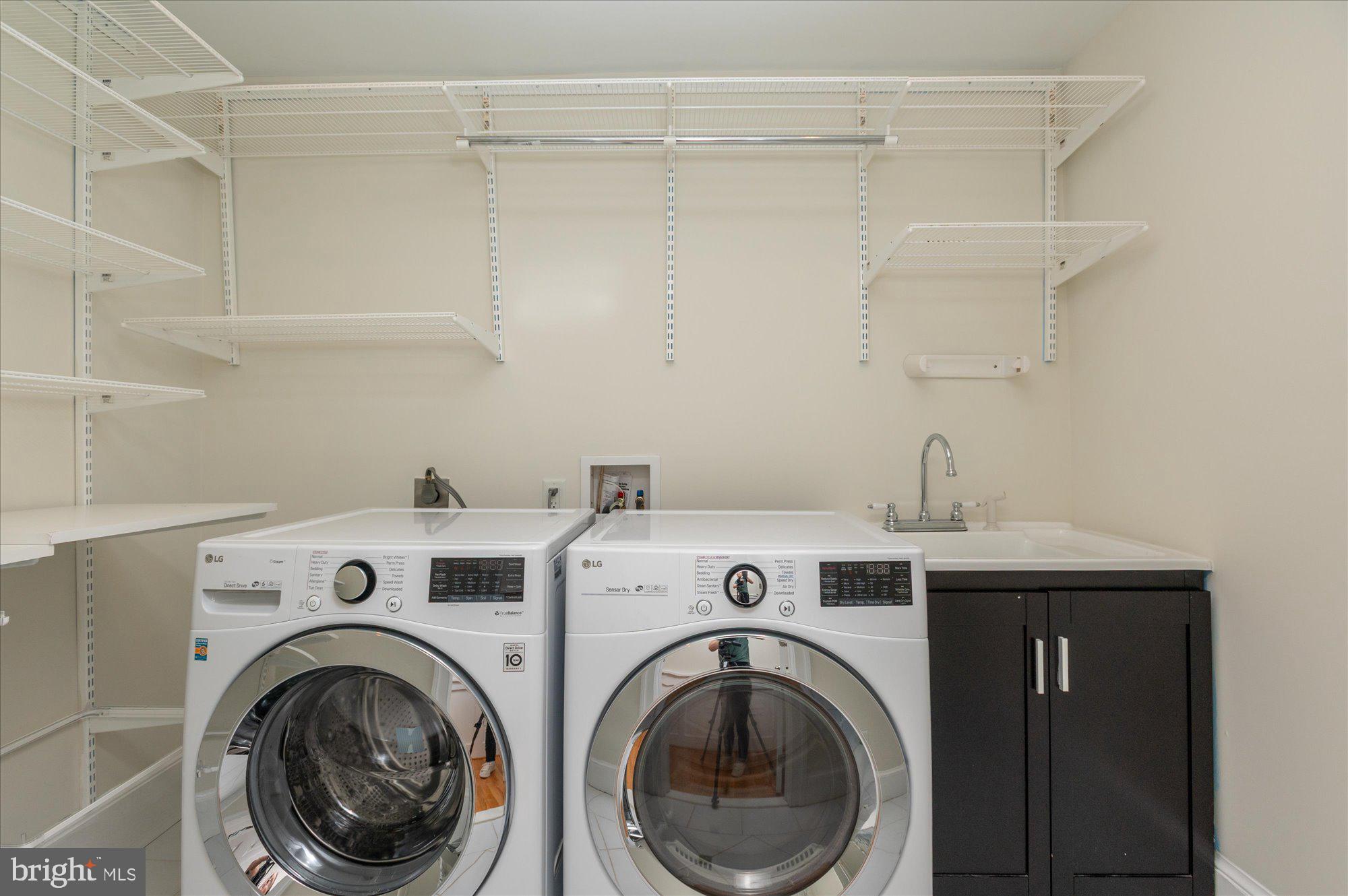 WOODACRES - Residential