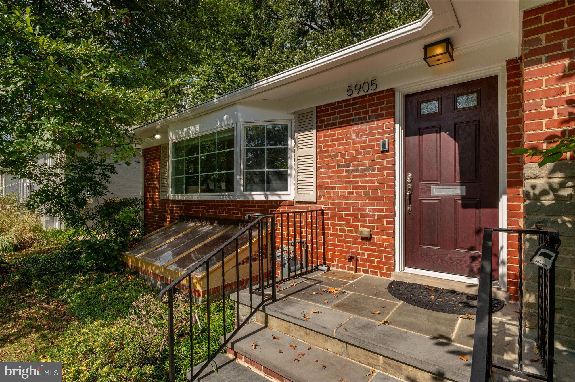 WOODACRES - Residential