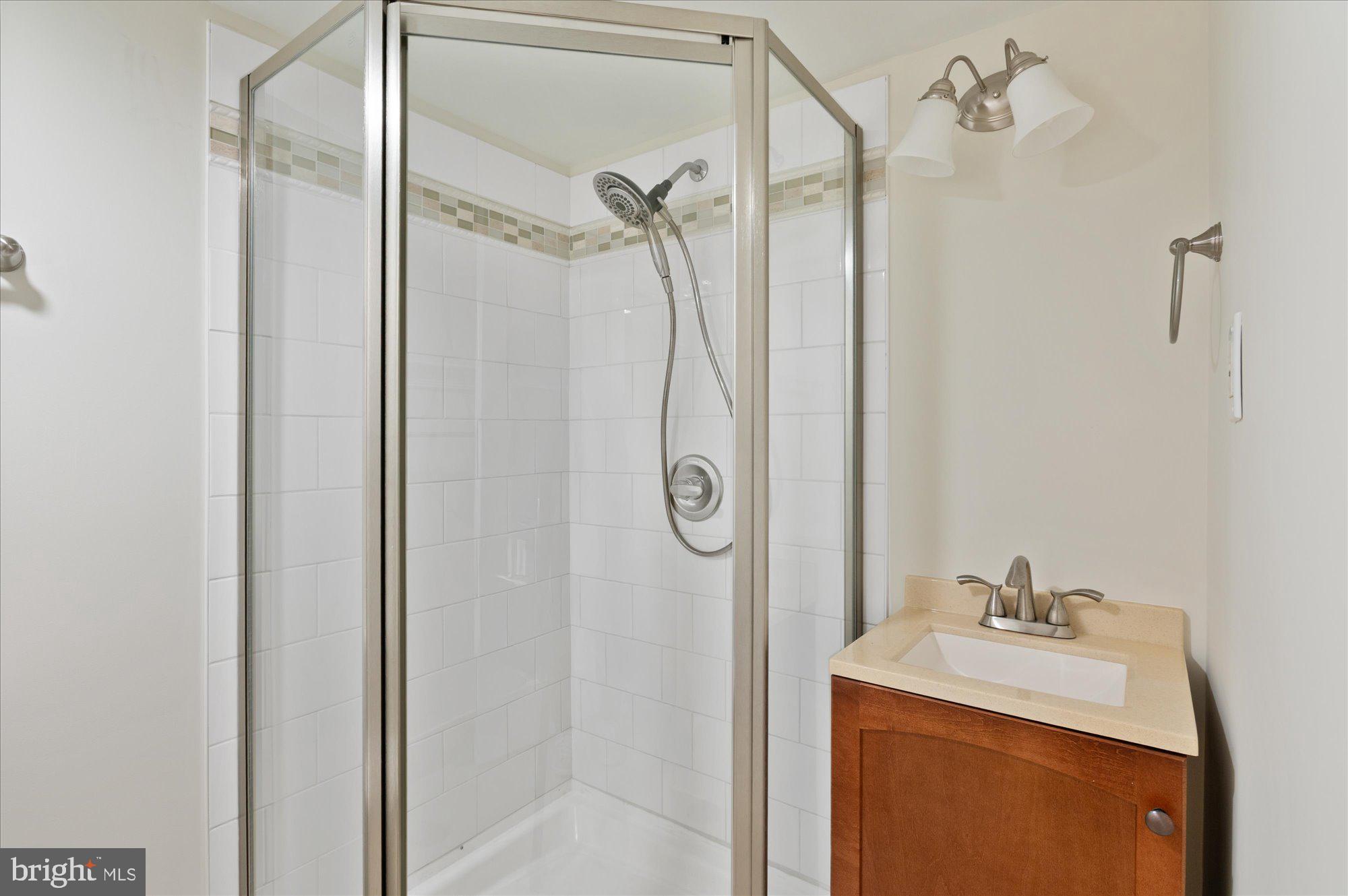 WOODACRES - Residential