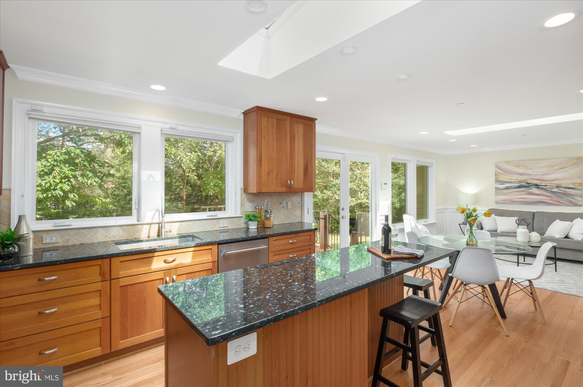 WOODACRES - Residential