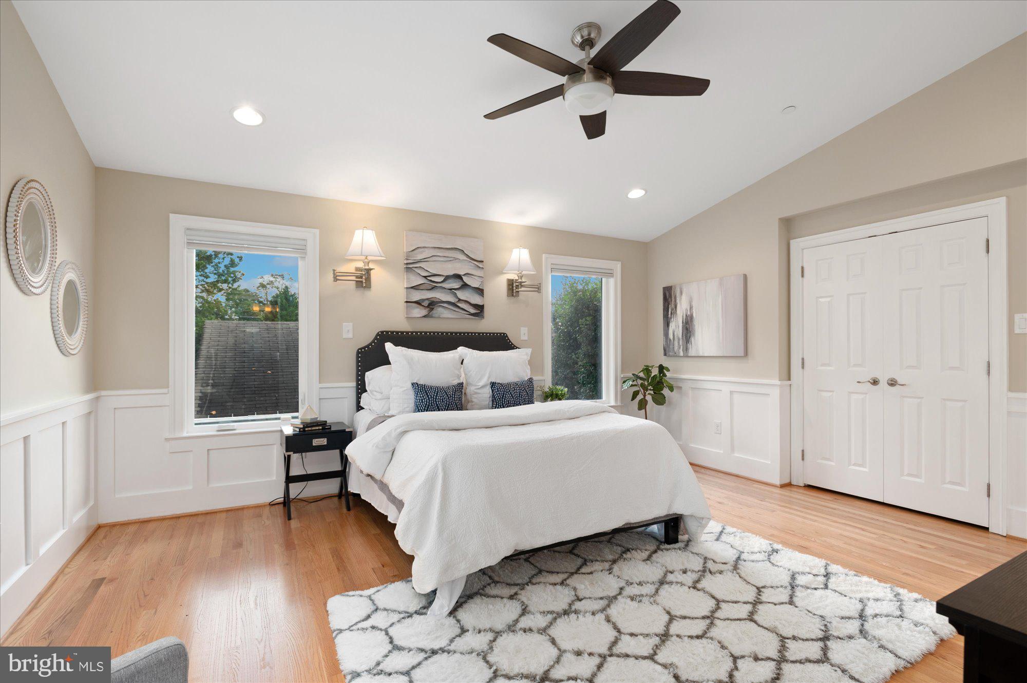 WOODACRES - Residential