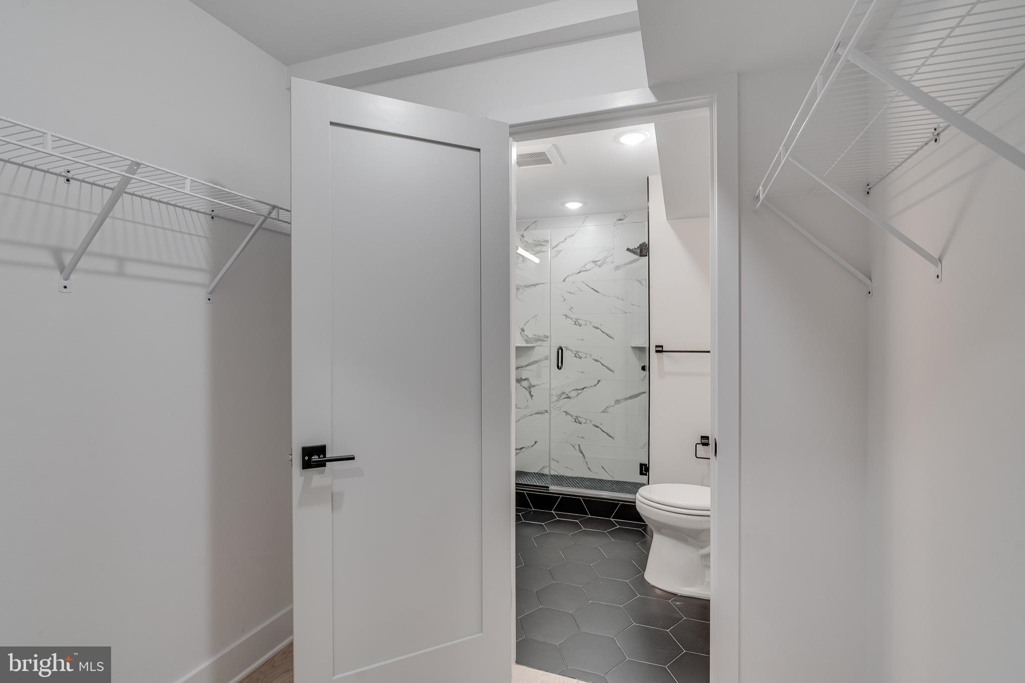 POINT BREEZE - Residential Income