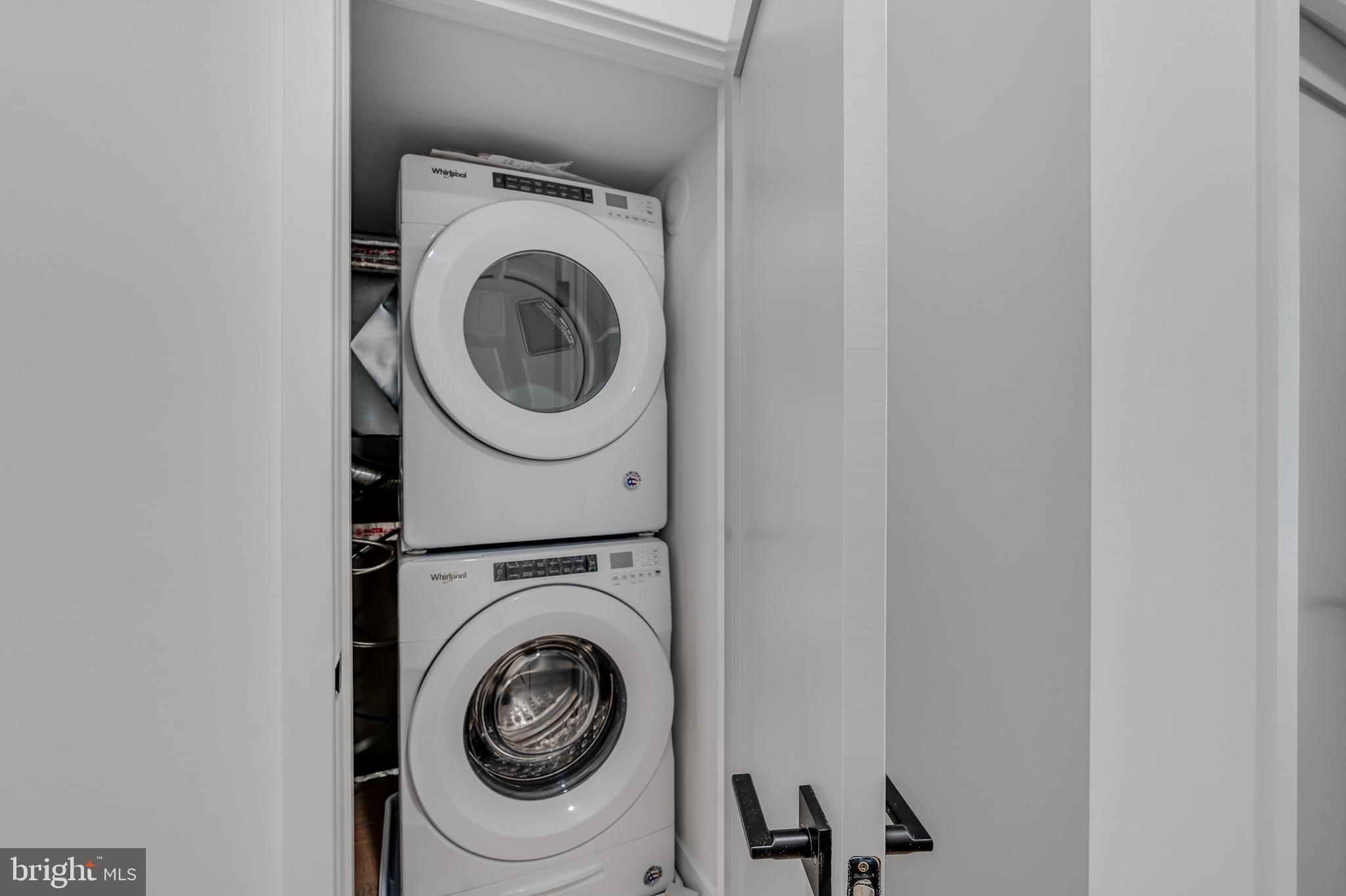 POINT BREEZE - Residential Income