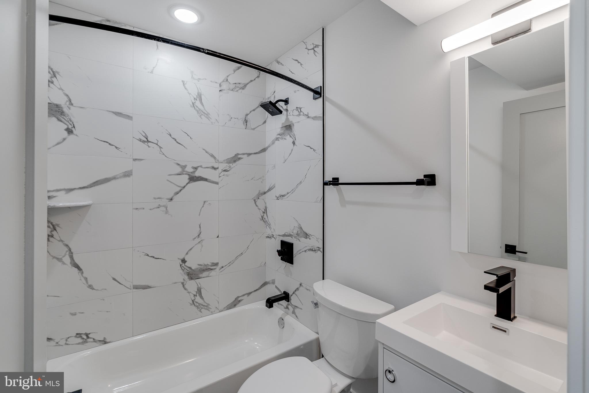 POINT BREEZE - Residential Income