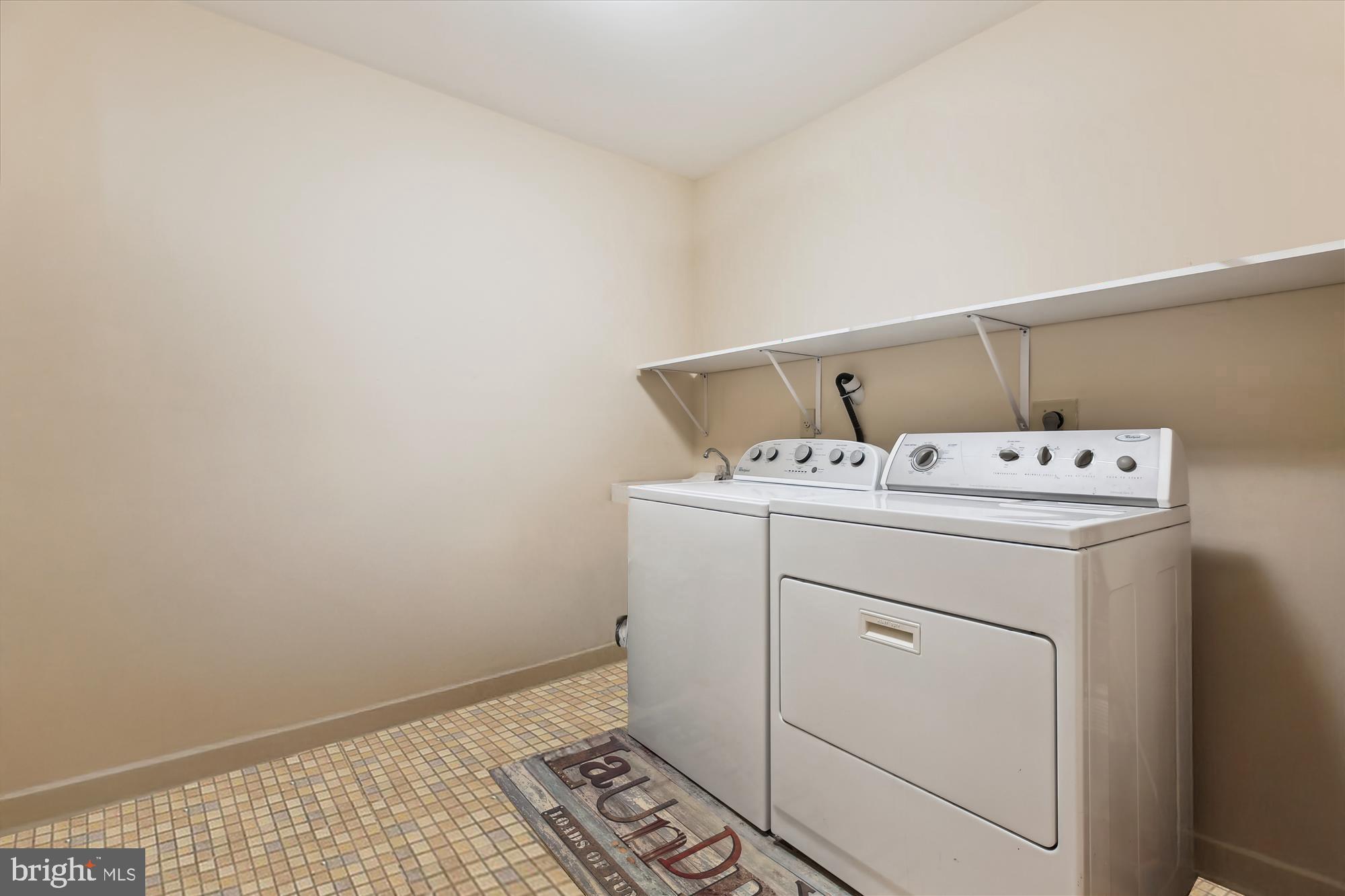 FALLSREACH - Residential