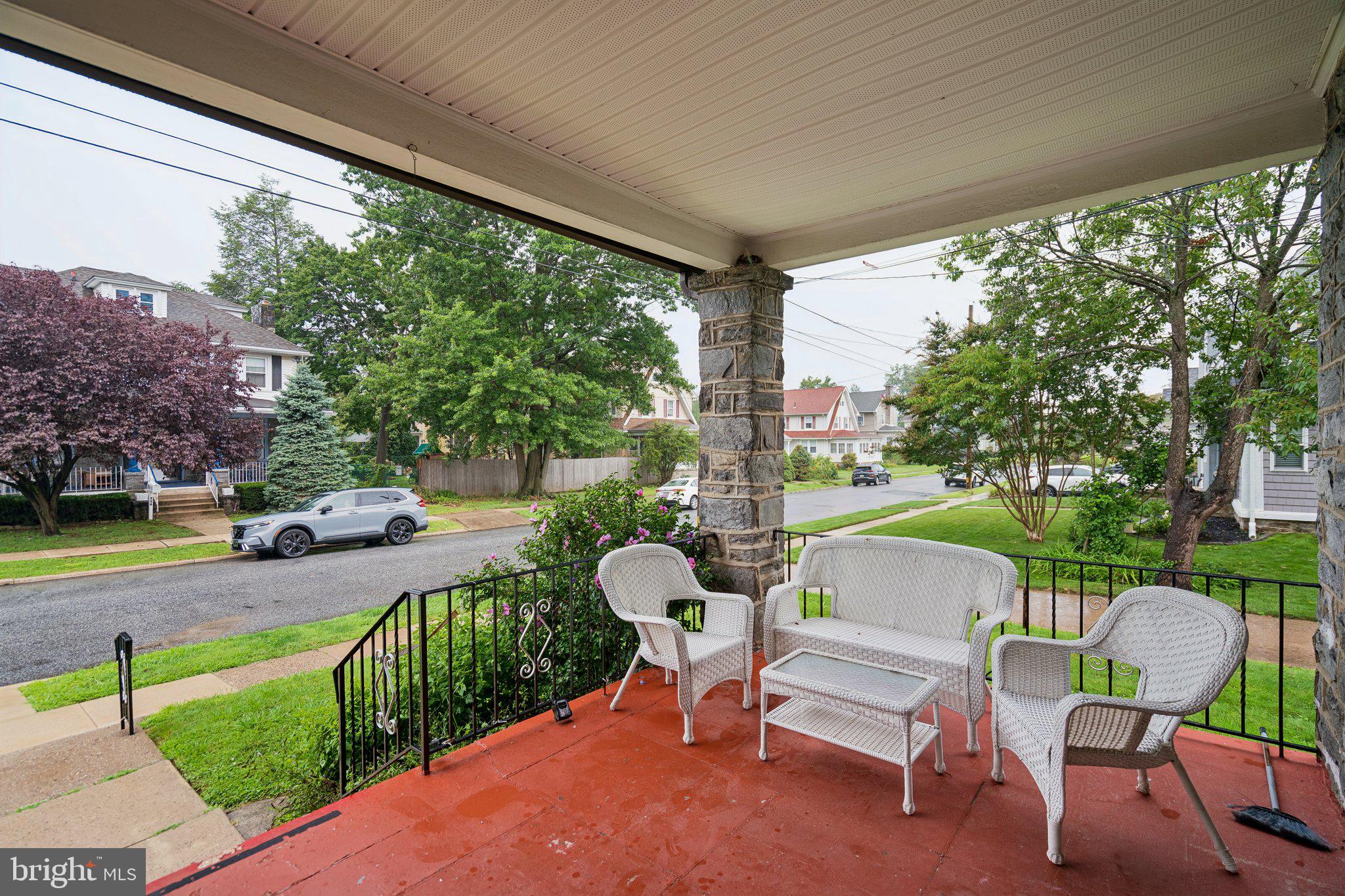 525 HARPER AVENUE UNIT B