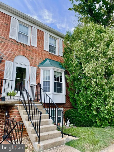 52C LEEDS COURT WARRENTON VA 20186