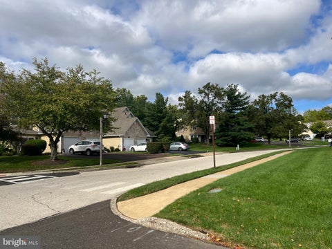 Townhouse For Sale - 2306 Orchard Hill Circle<br/> WARRINGTON, PA 18976