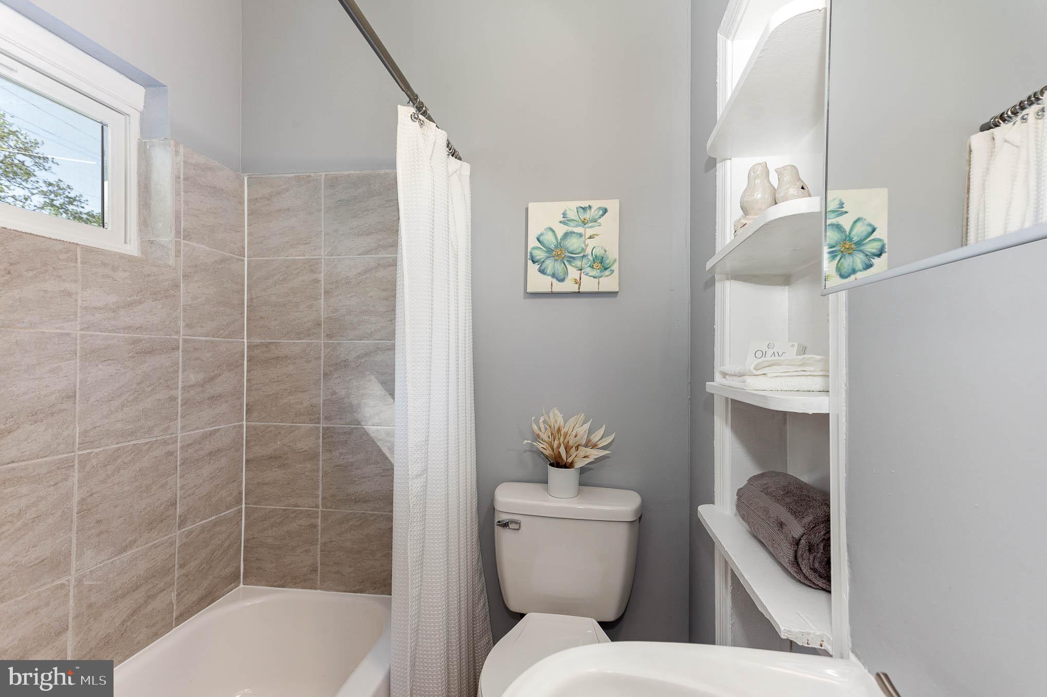 MOUNT WASHINGTON - Residential