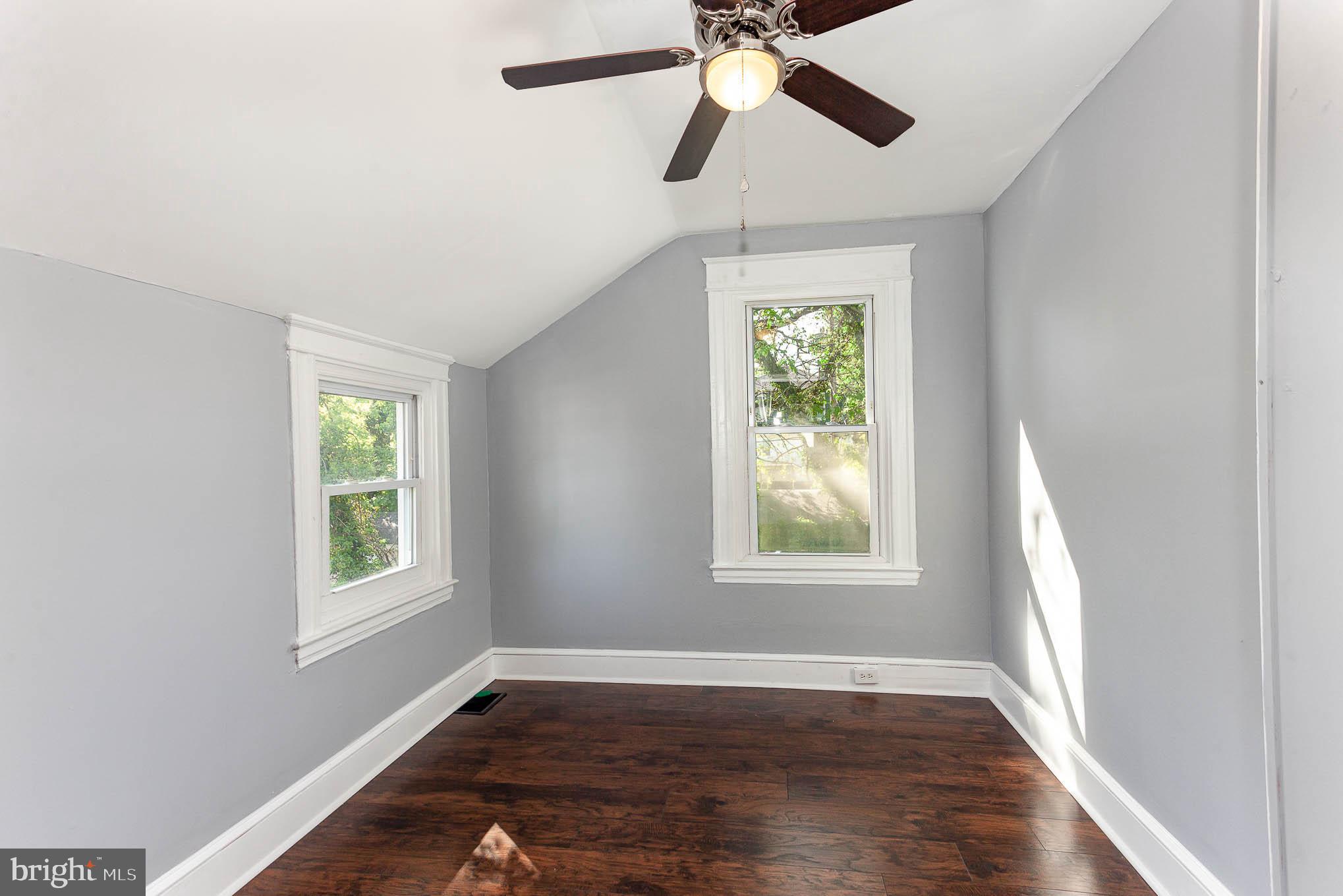 MOUNT WASHINGTON - Residential