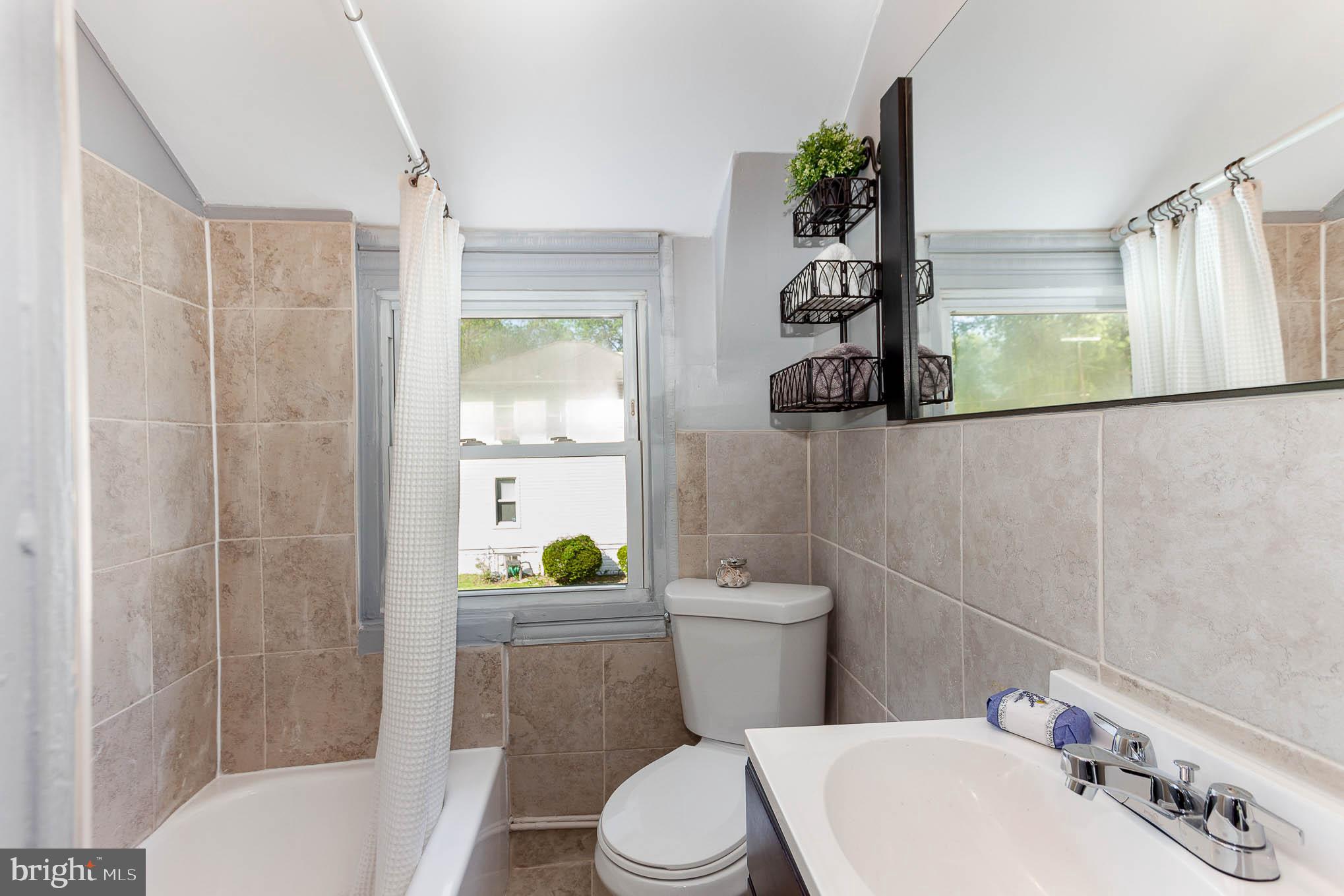 MOUNT WASHINGTON - Residential