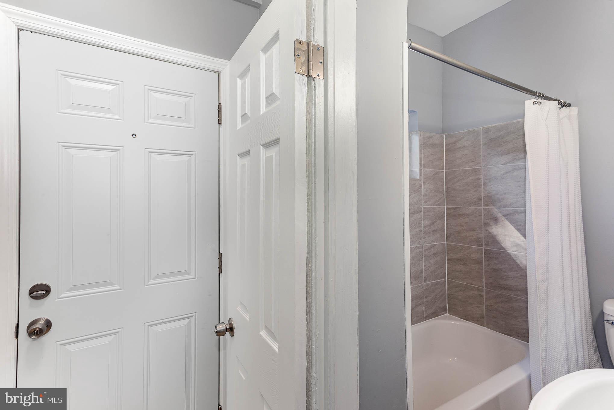 MOUNT WASHINGTON - Residential