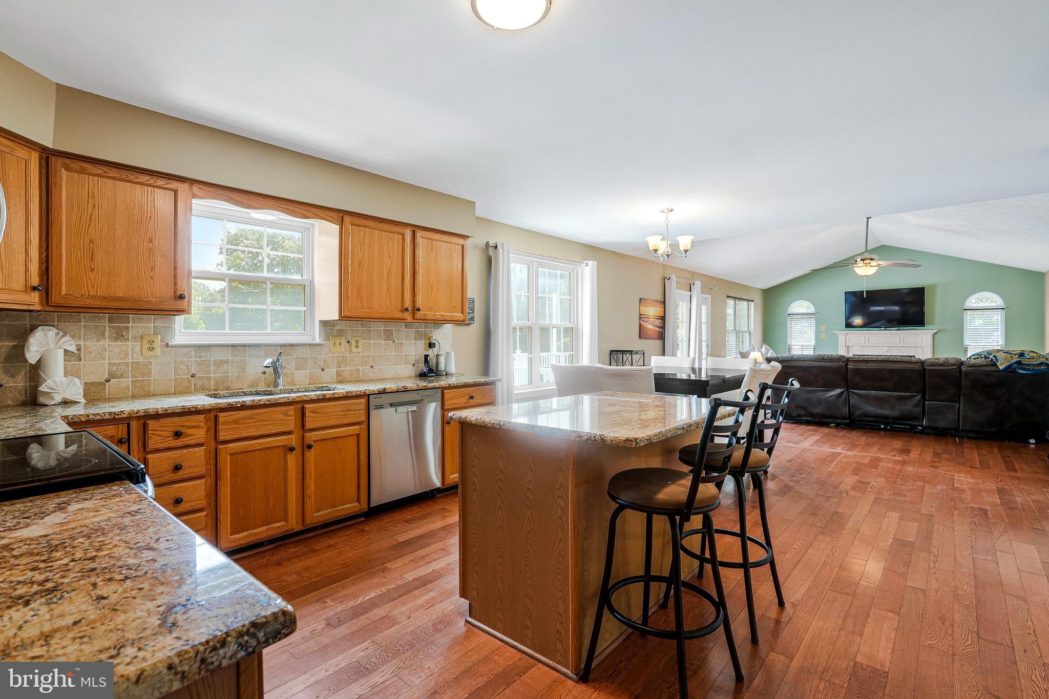 KINGS GRANT LA PLATA - Residential