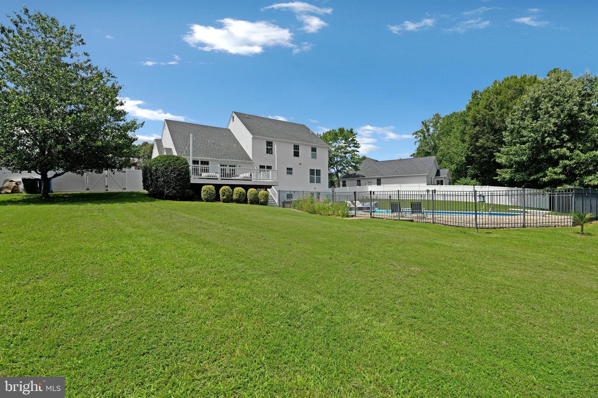 KINGS GRANT LA PLATA - Residential