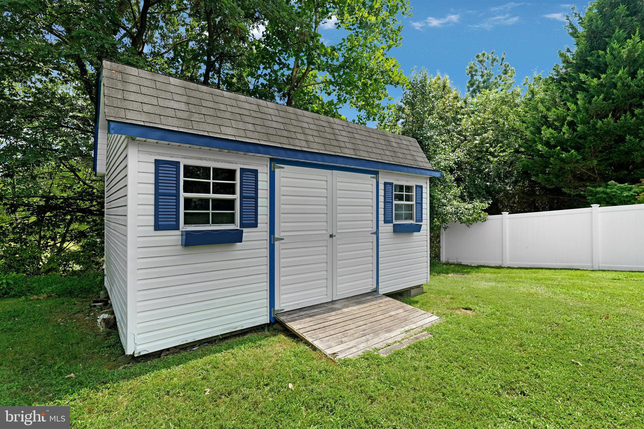 KINGS GRANT LA PLATA - Residential