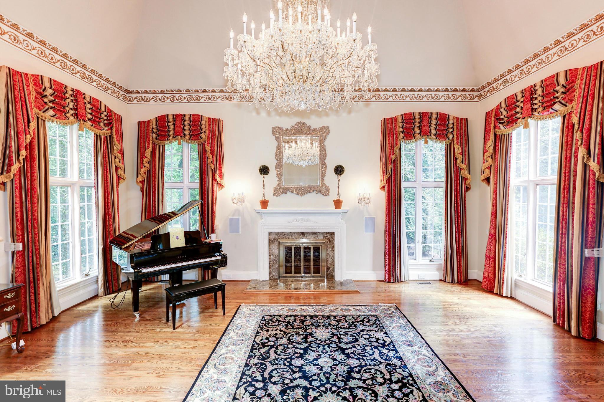 POTOMAC MANOR - Residential