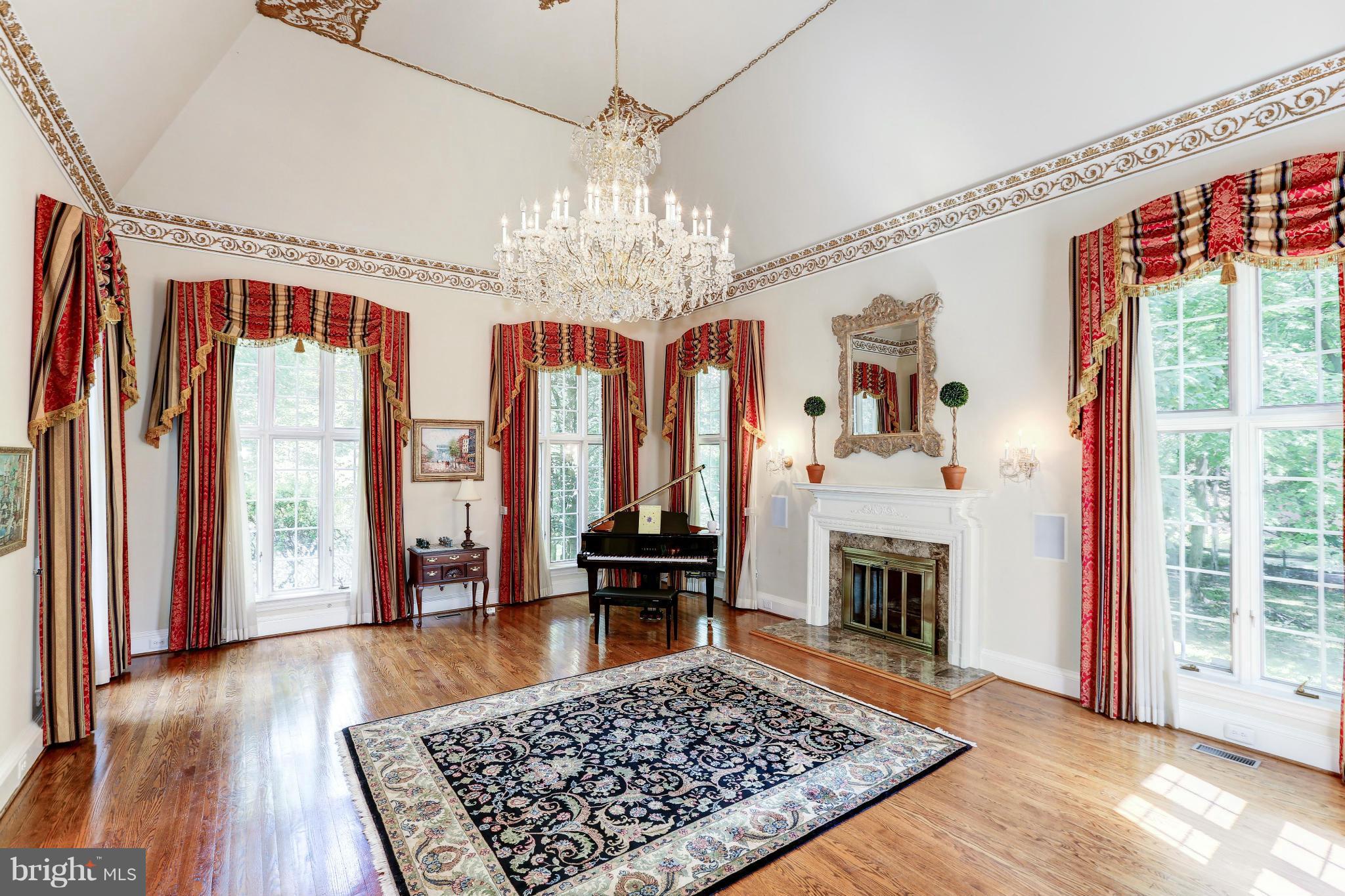 POTOMAC MANOR - Residential