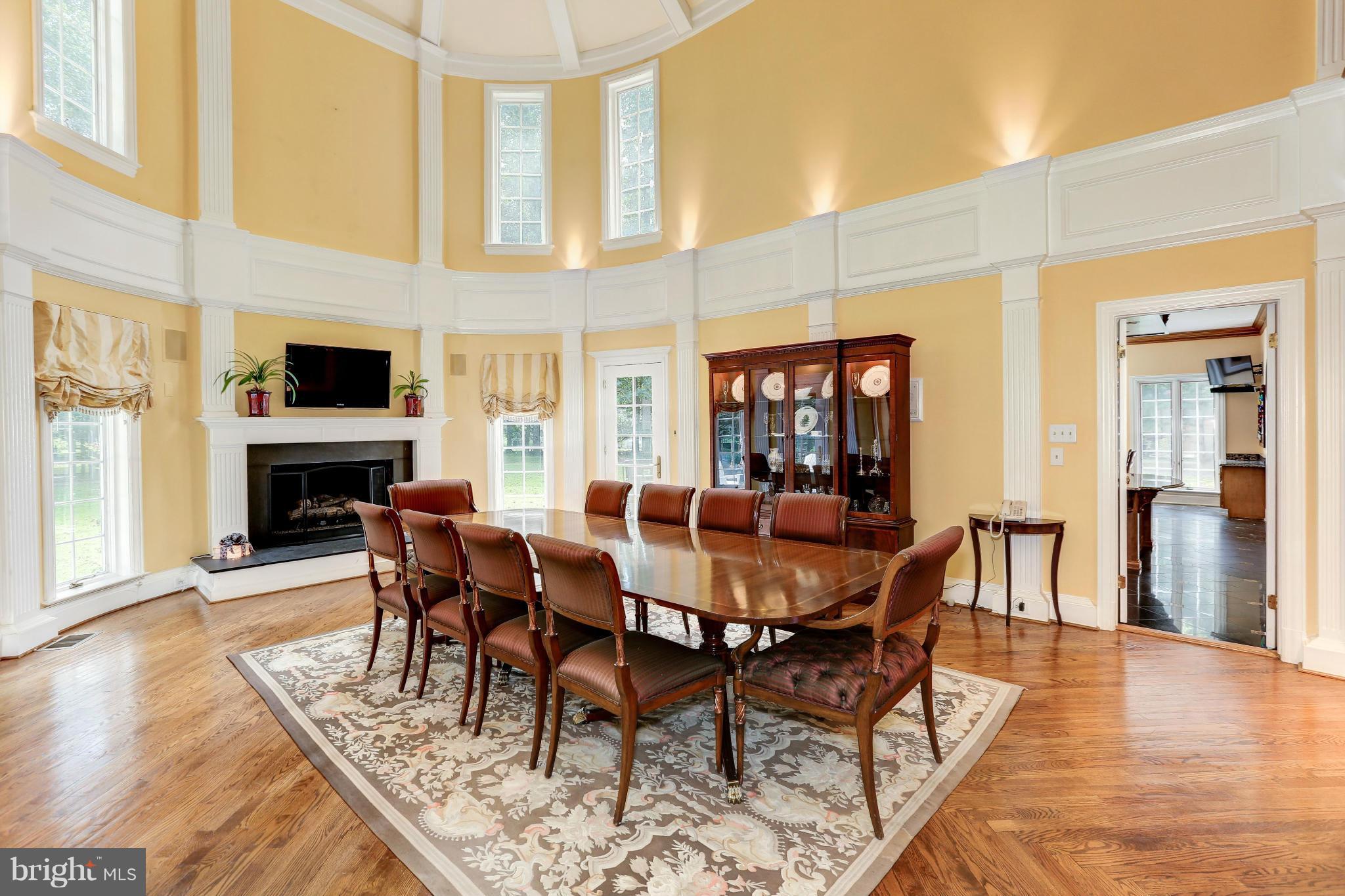 POTOMAC MANOR - Residential