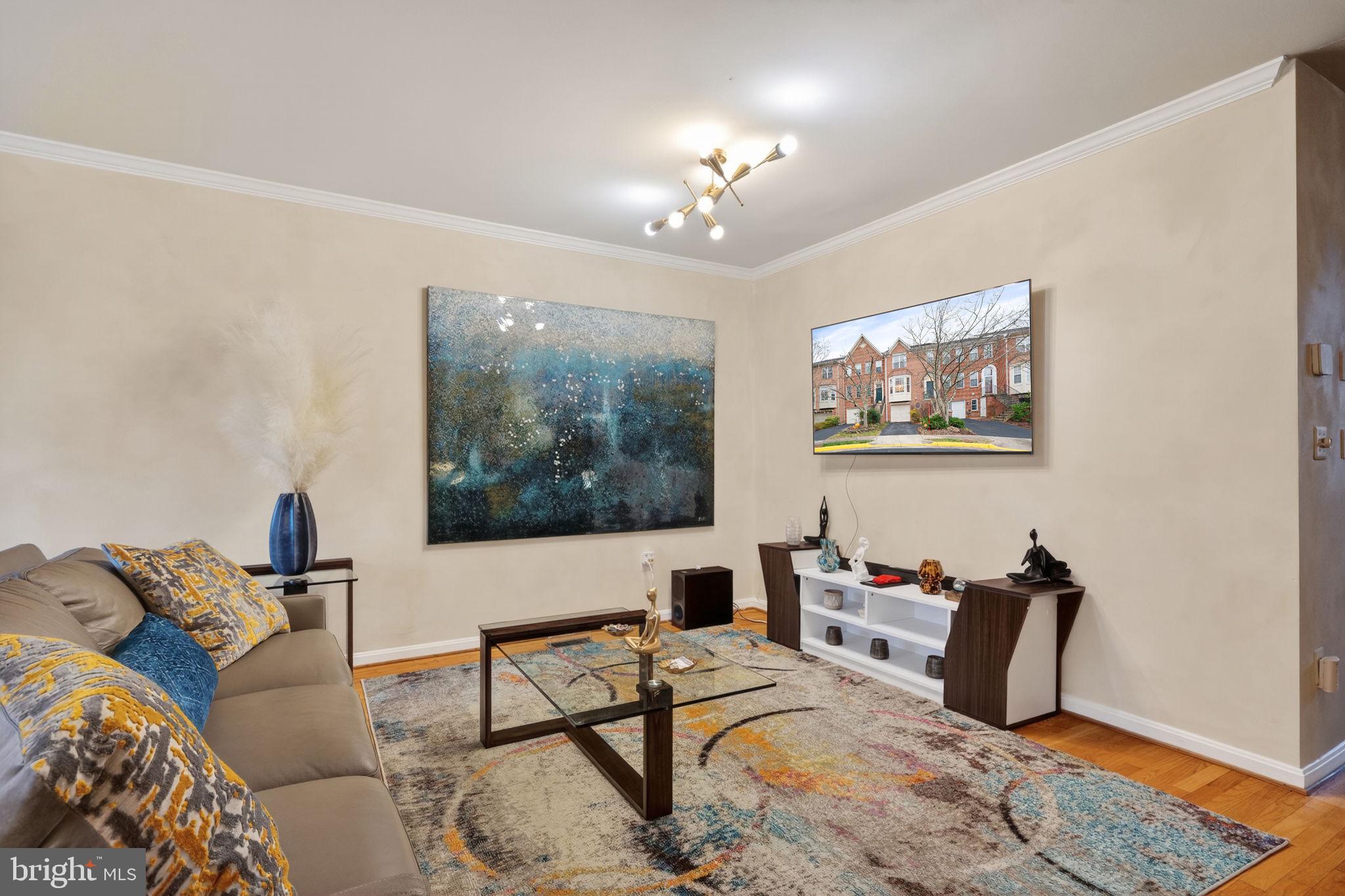 KINGSTOWNE - Residential