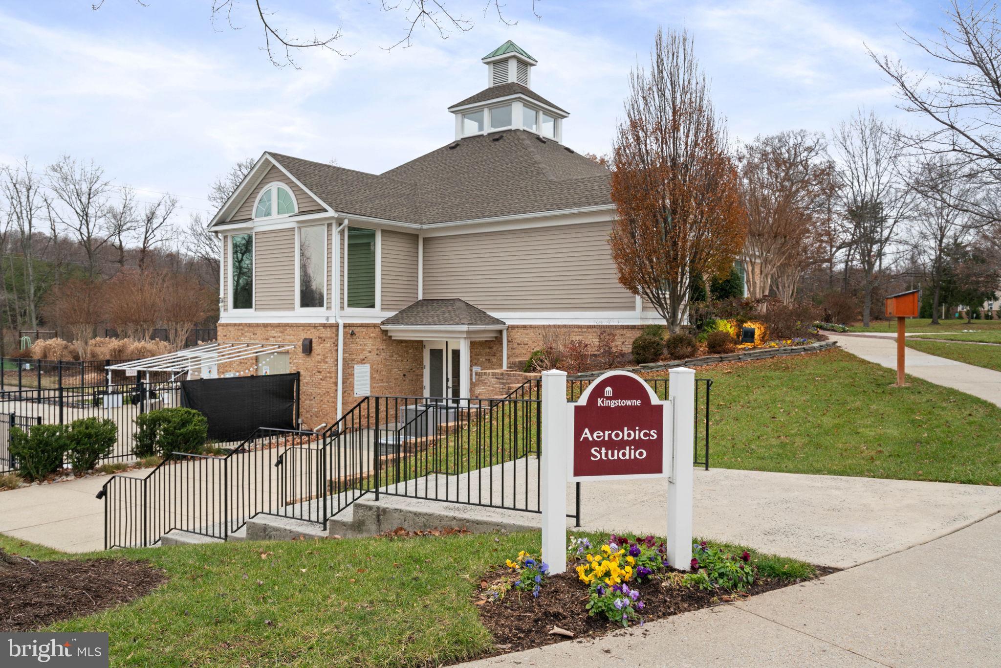 KINGSTOWNE - Residential