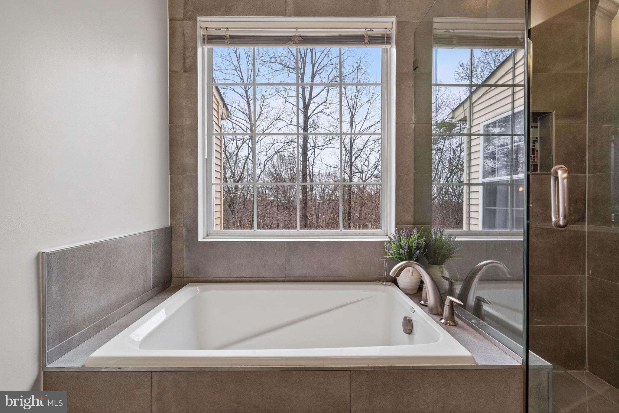 KINGSTOWNE - Residential