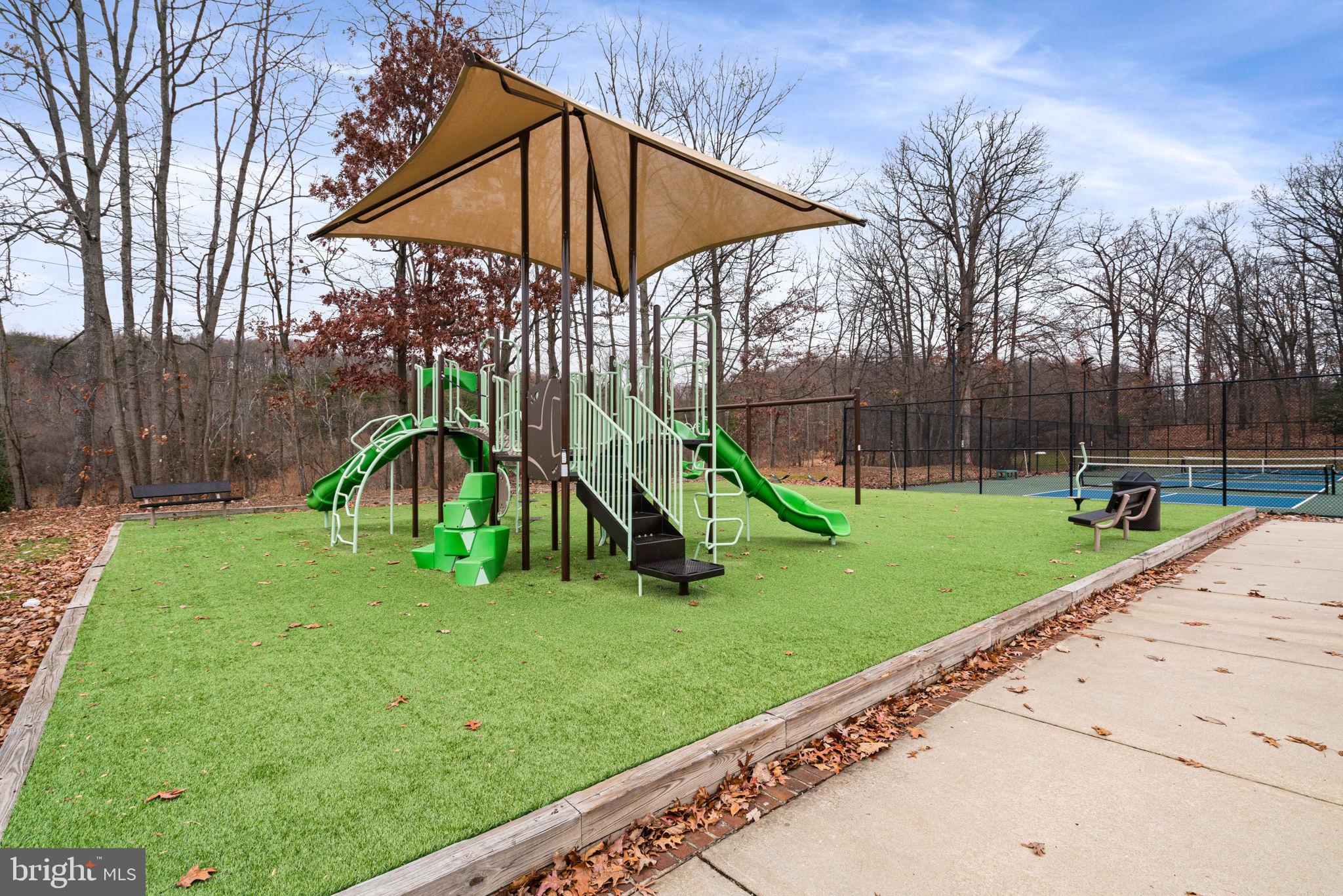 KINGSTOWNE - Residential