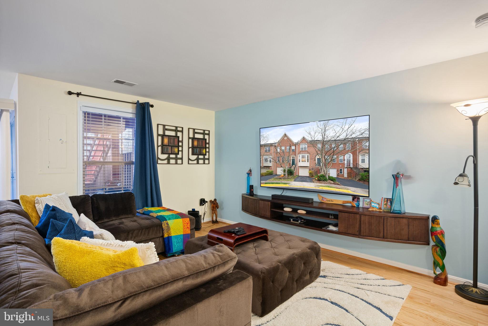 KINGSTOWNE - Residential