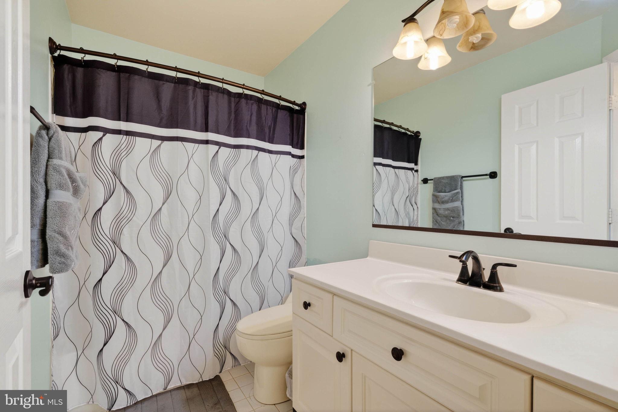 KINGSTOWNE - Residential