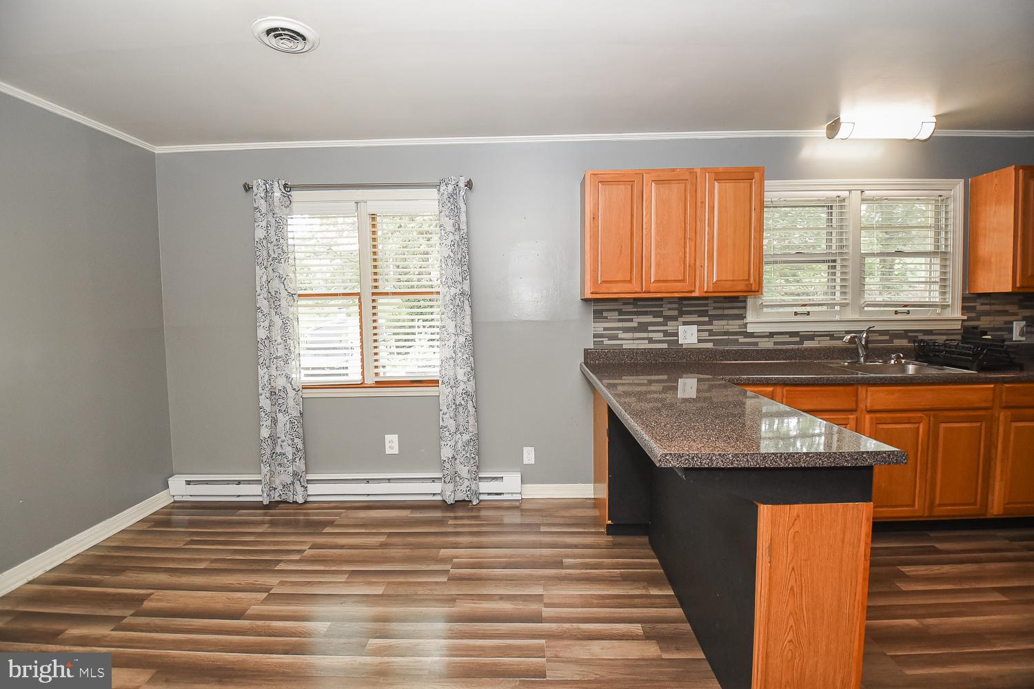 HAWTHORNE HEIGHTS - Residential