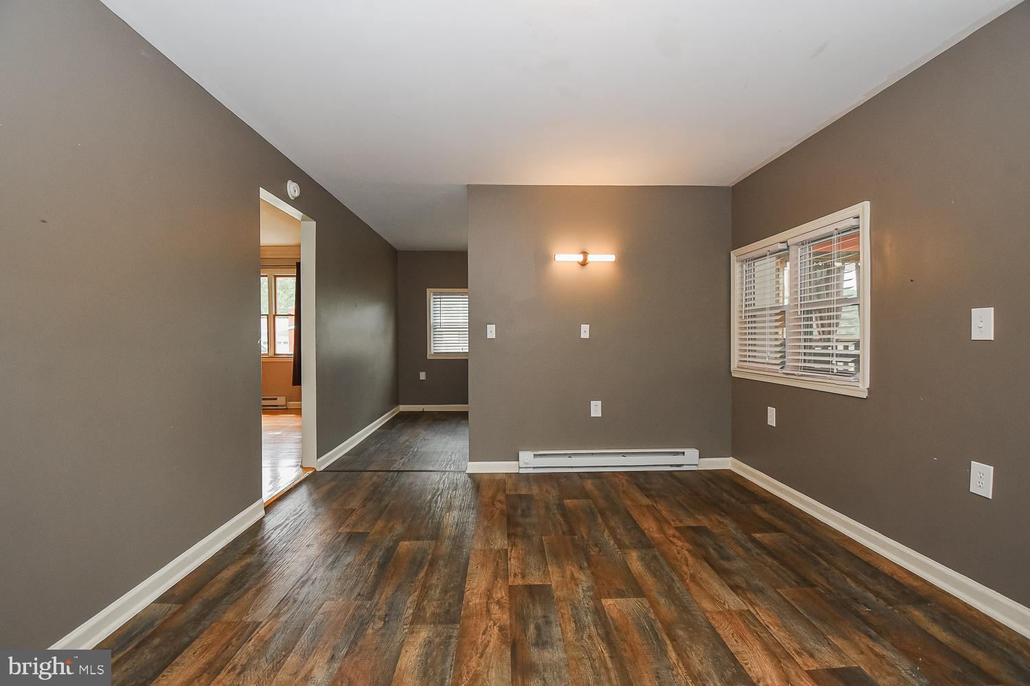 HAWTHORNE HEIGHTS - Residential