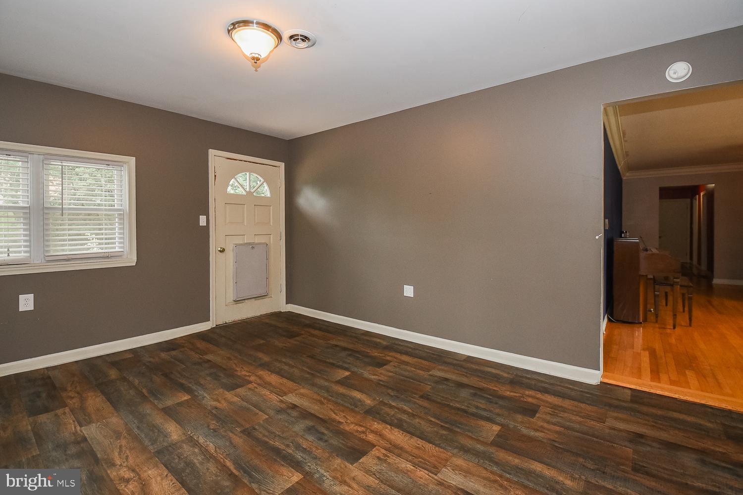 HAWTHORNE HEIGHTS - Residential