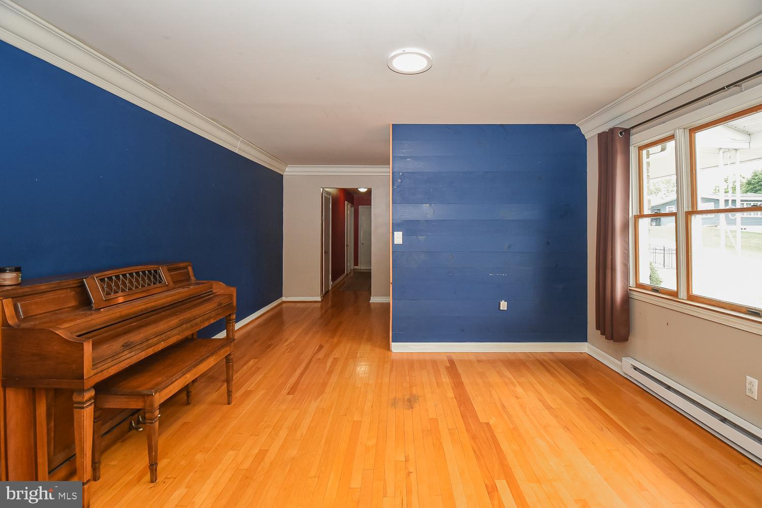 HAWTHORNE HEIGHTS - Residential