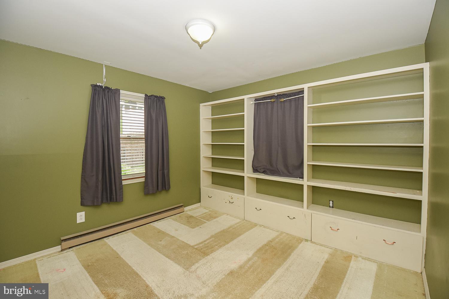 HAWTHORNE HEIGHTS - Residential