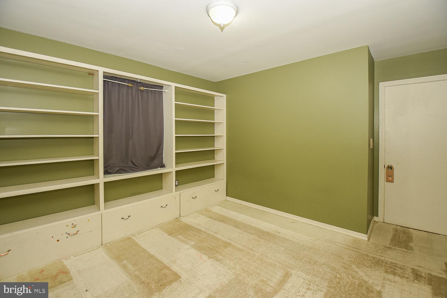 HAWTHORNE HEIGHTS - Residential