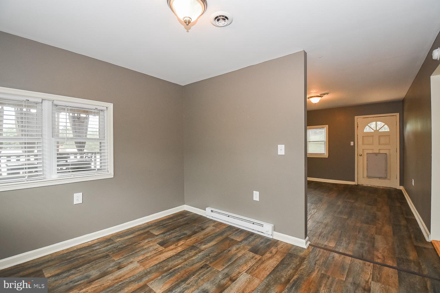 HAWTHORNE HEIGHTS - Residential