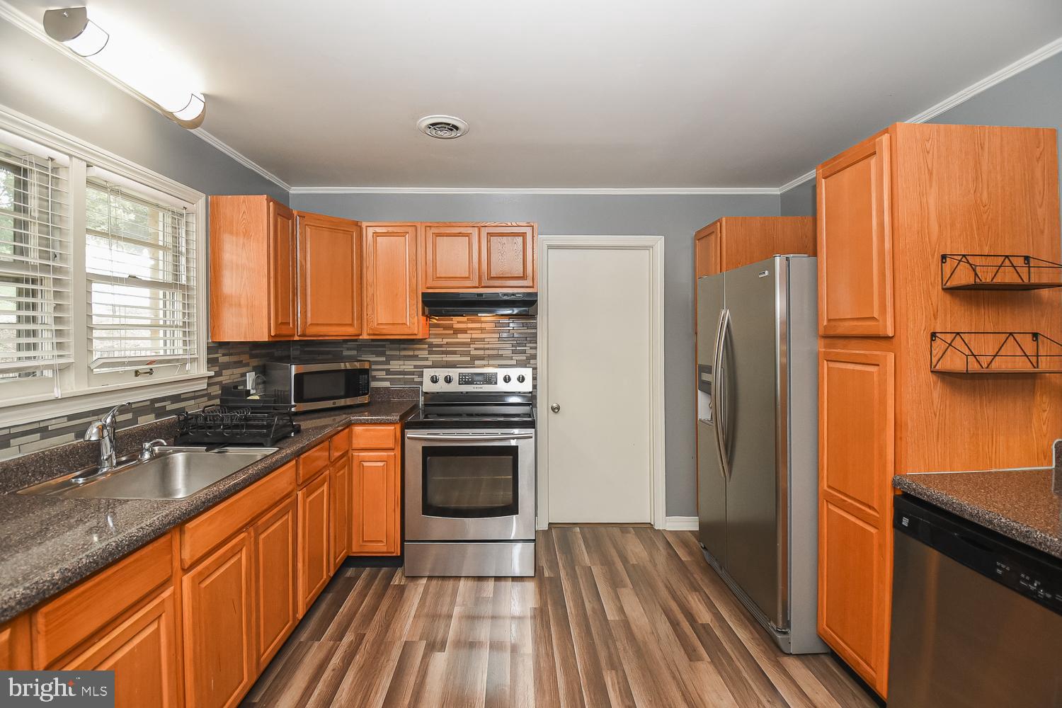 HAWTHORNE HEIGHTS - Residential