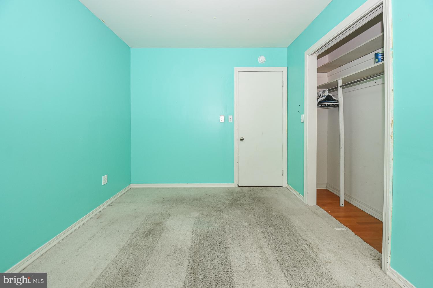 HAWTHORNE HEIGHTS - Residential