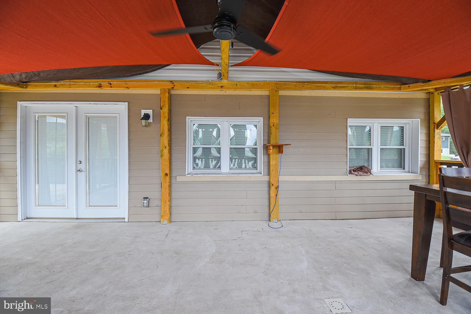 HAWTHORNE HEIGHTS - Residential