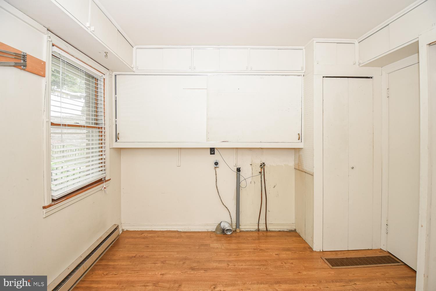 HAWTHORNE HEIGHTS - Residential