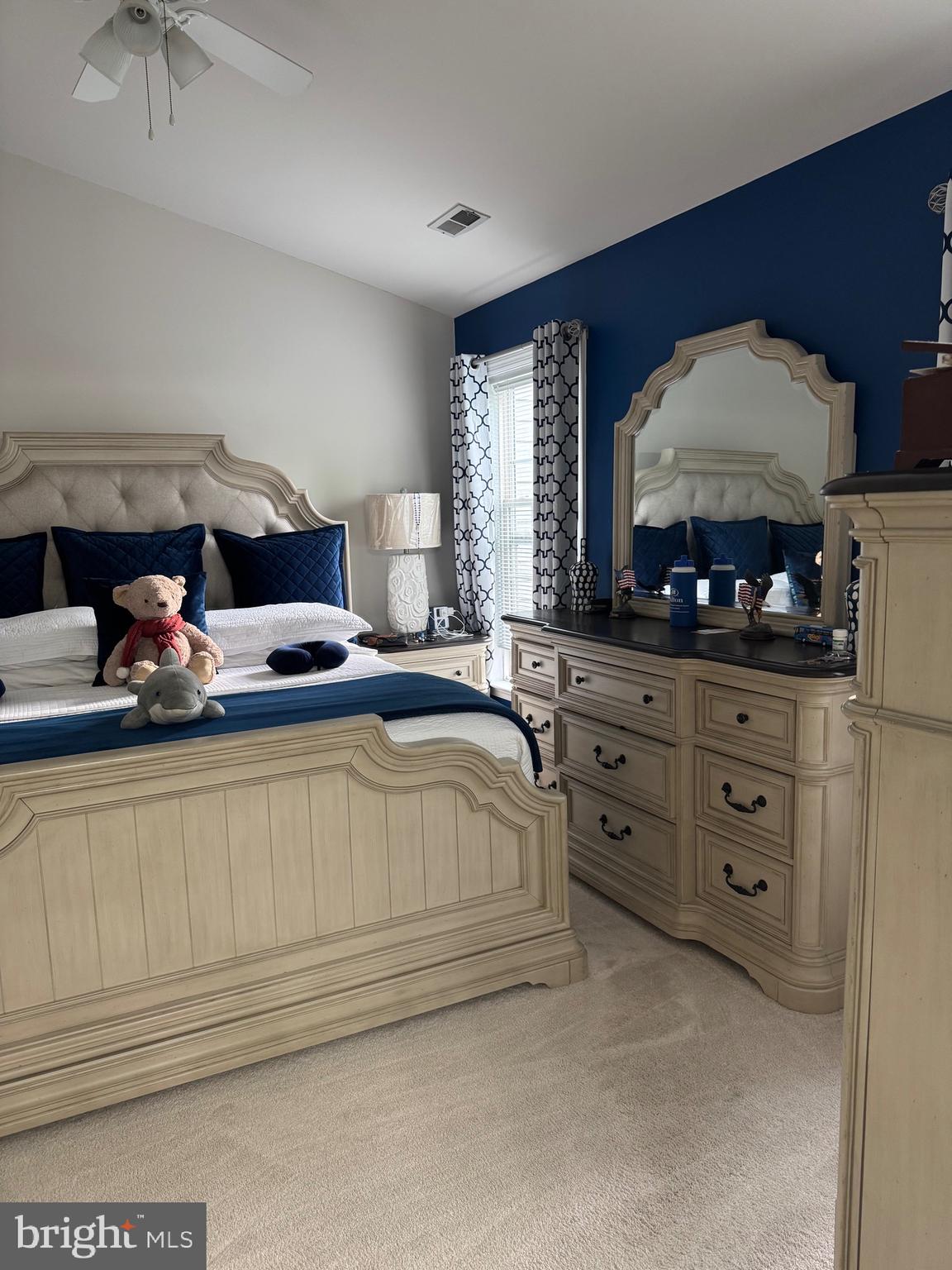 WOODBRIDGE COMMONS - Residential