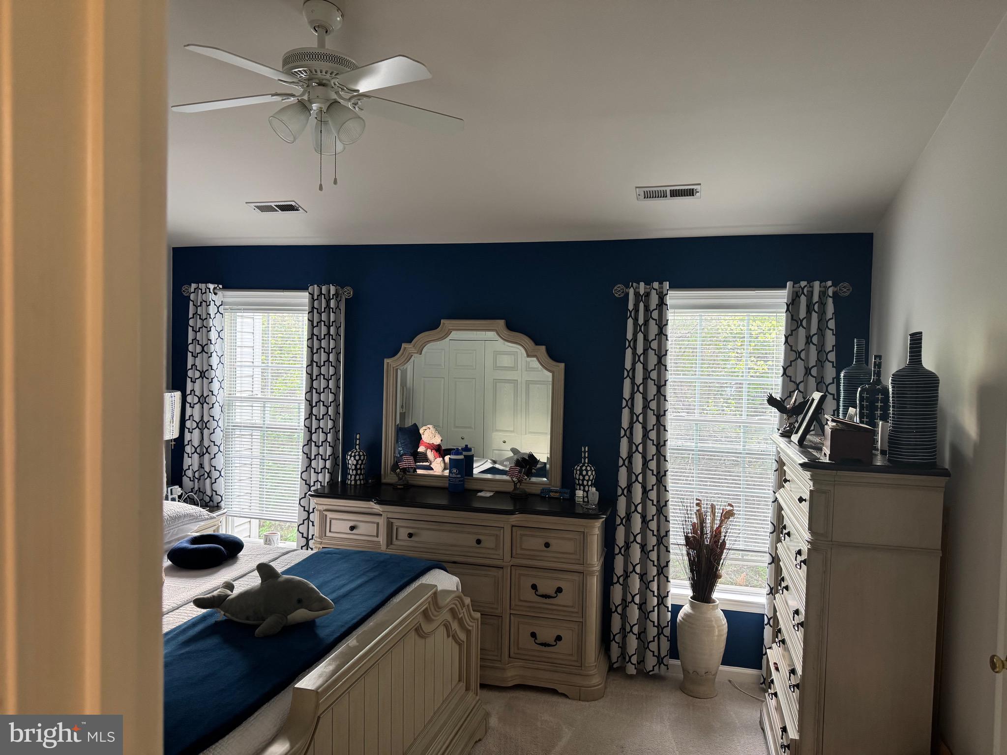 WOODBRIDGE COMMONS - Residential