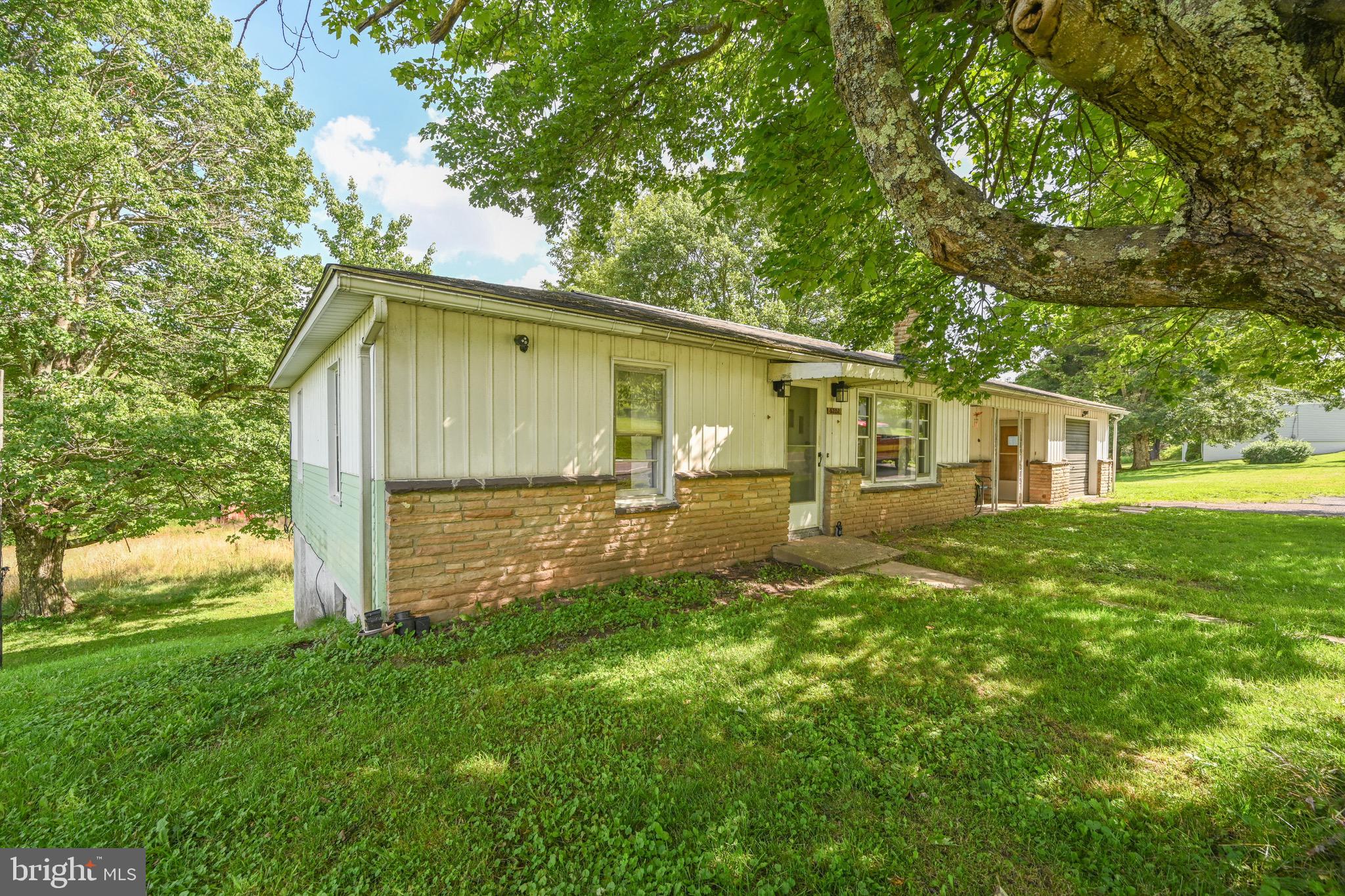 5202 HUTTON ROAD