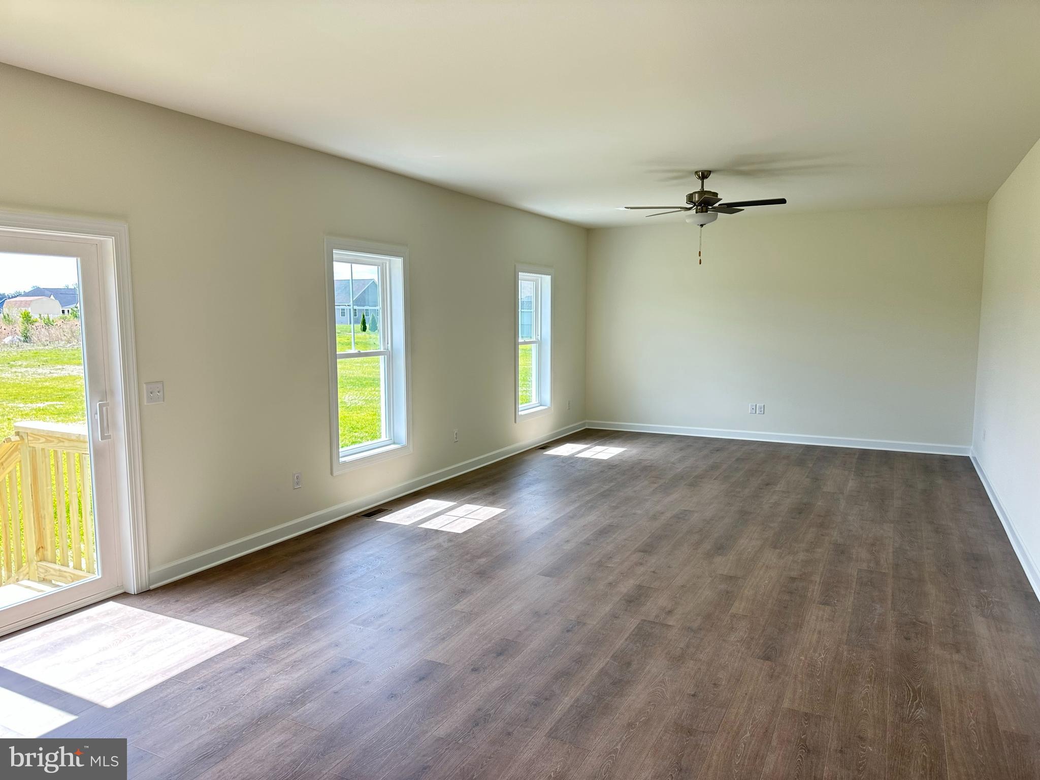 389 GREENBROOK DRIVE