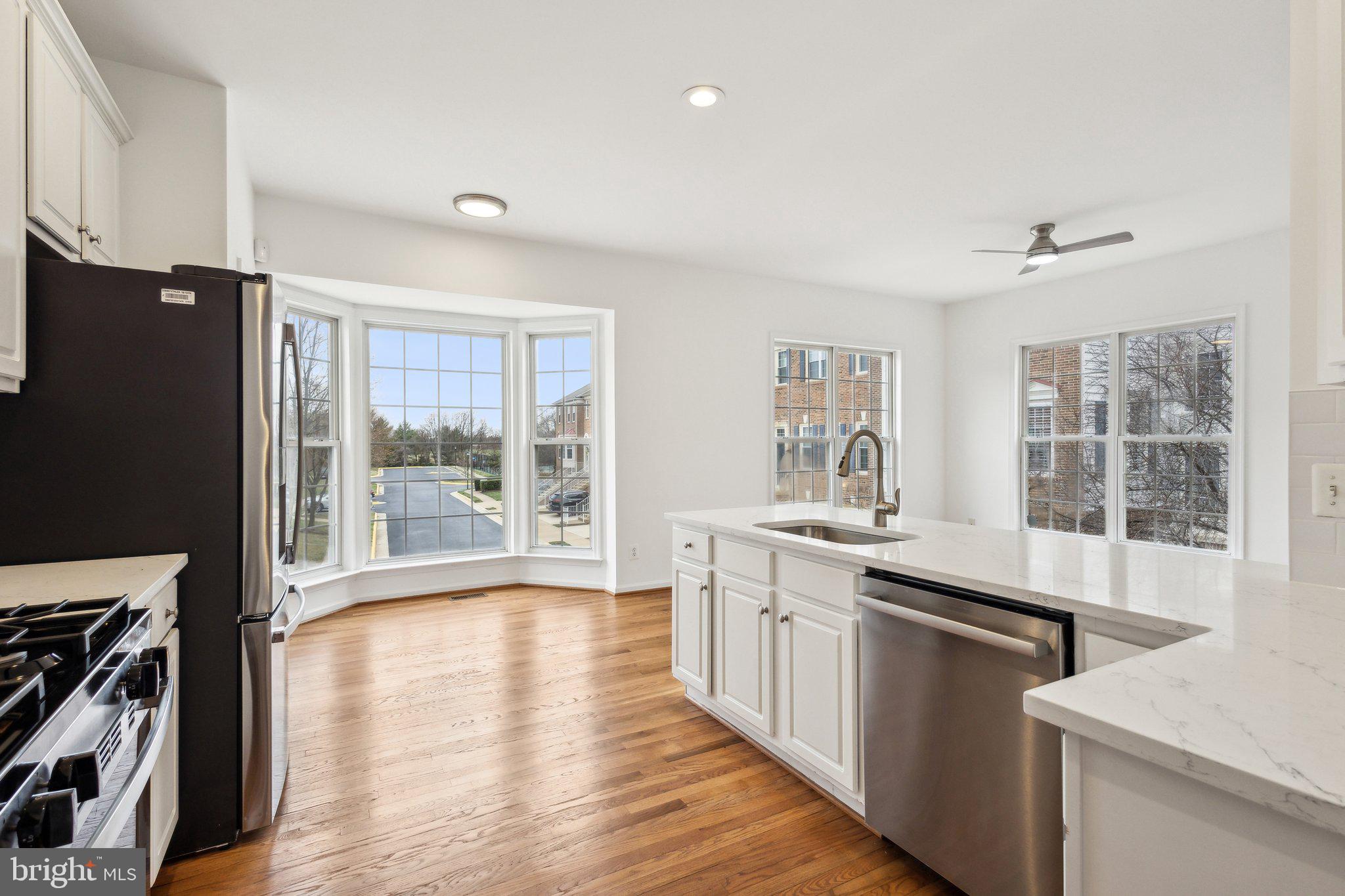 TOWNES AT MANCHESTER PARK - Residential