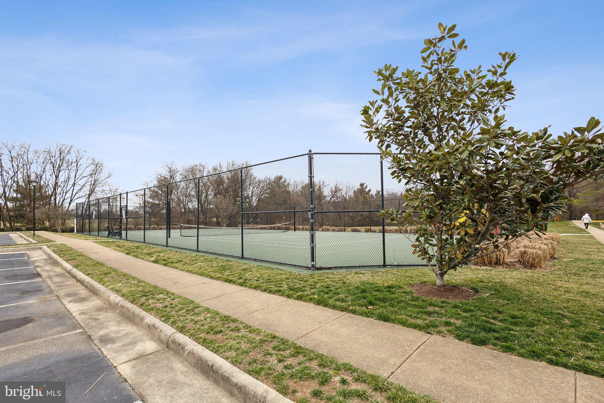 TOWNES AT MANCHESTER PARK - Residential