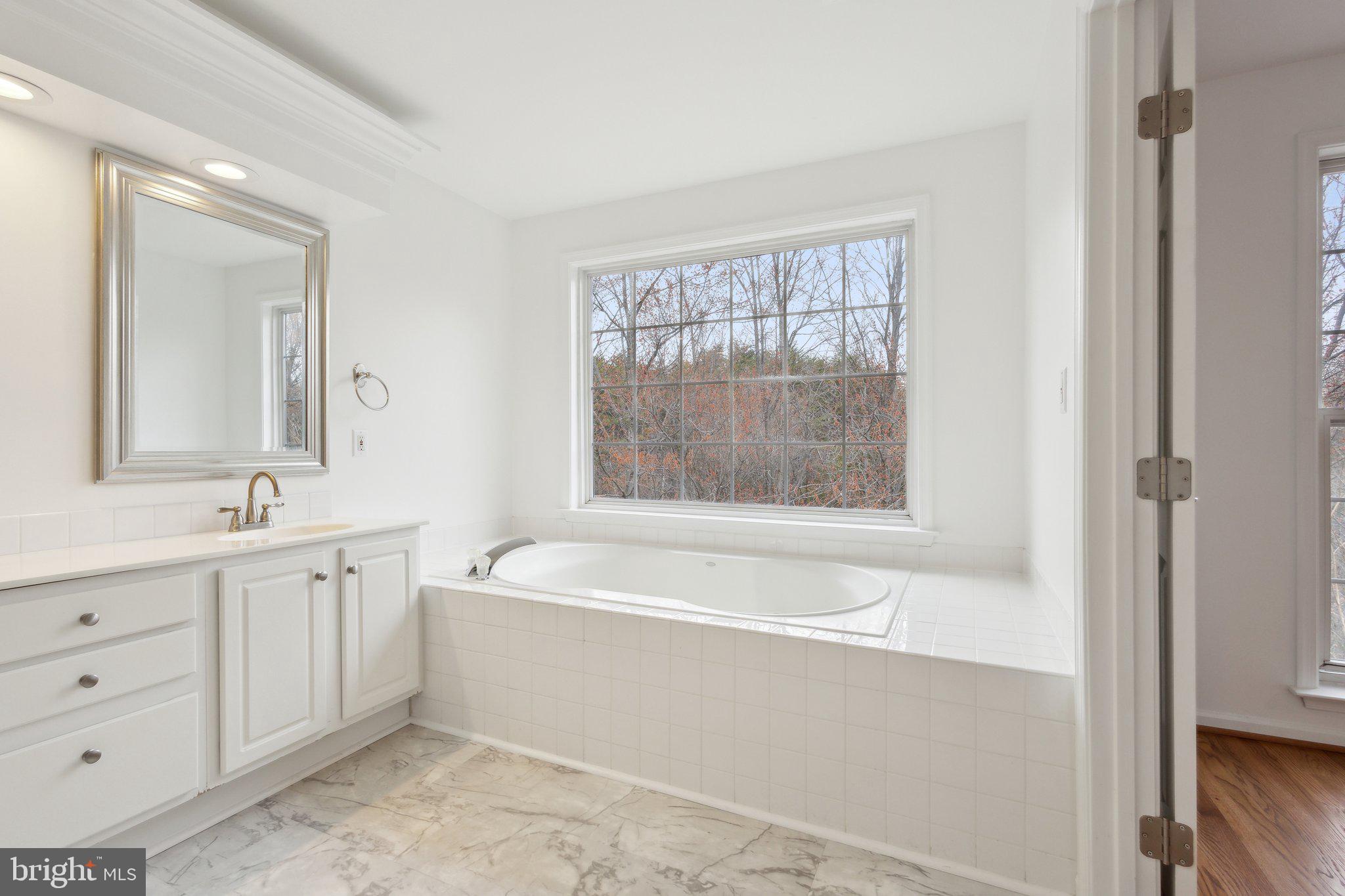 TOWNES AT MANCHESTER PARK - Residential